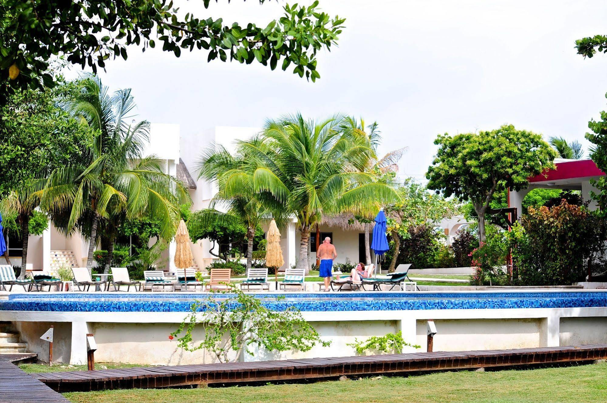 Marina Paraiso Isla Mujeres Hotel Exterior foto