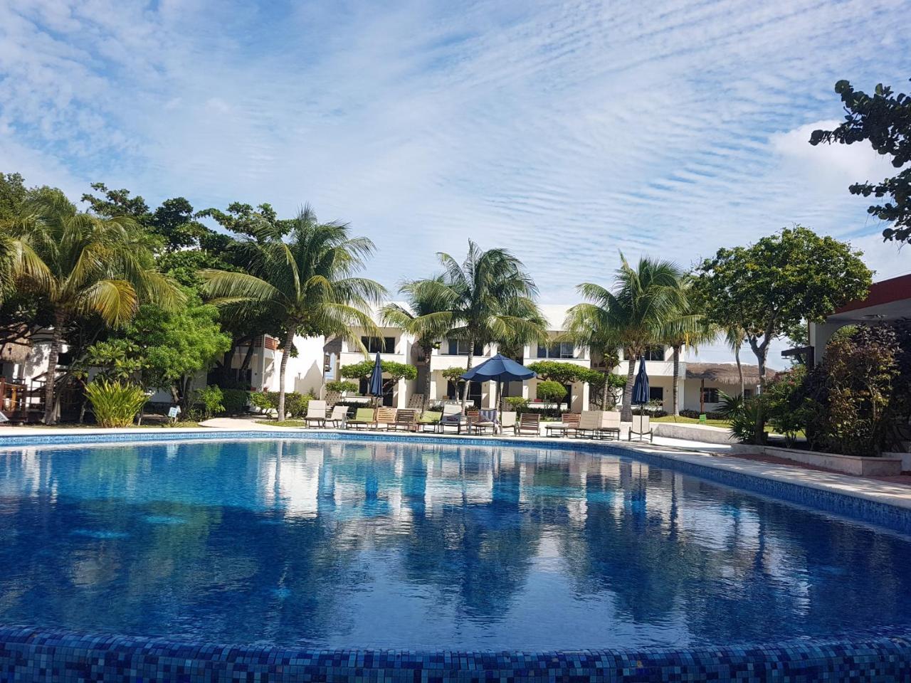 Marina Paraiso Isla Mujeres Hotel Exterior foto